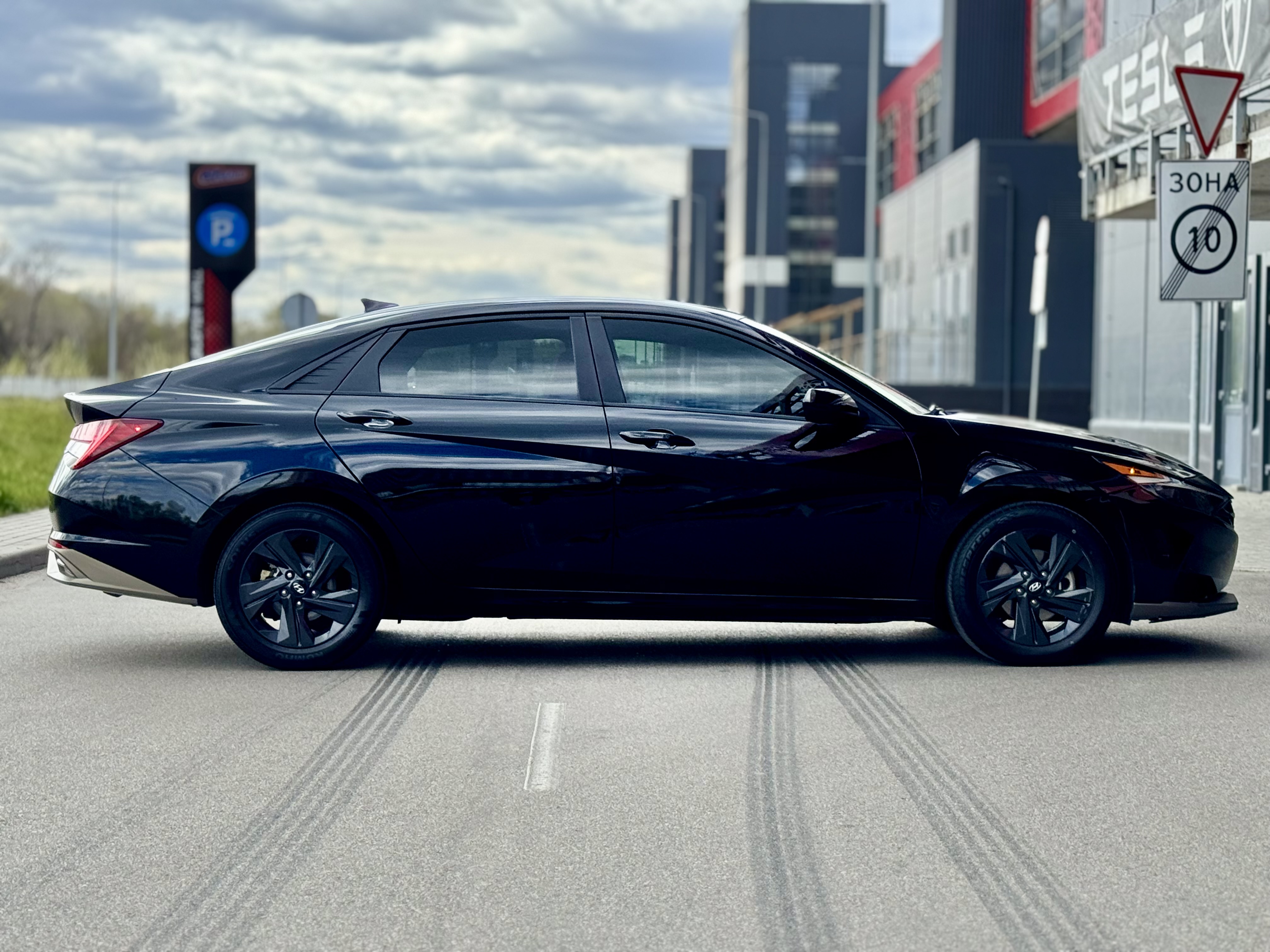 Hyundai-16