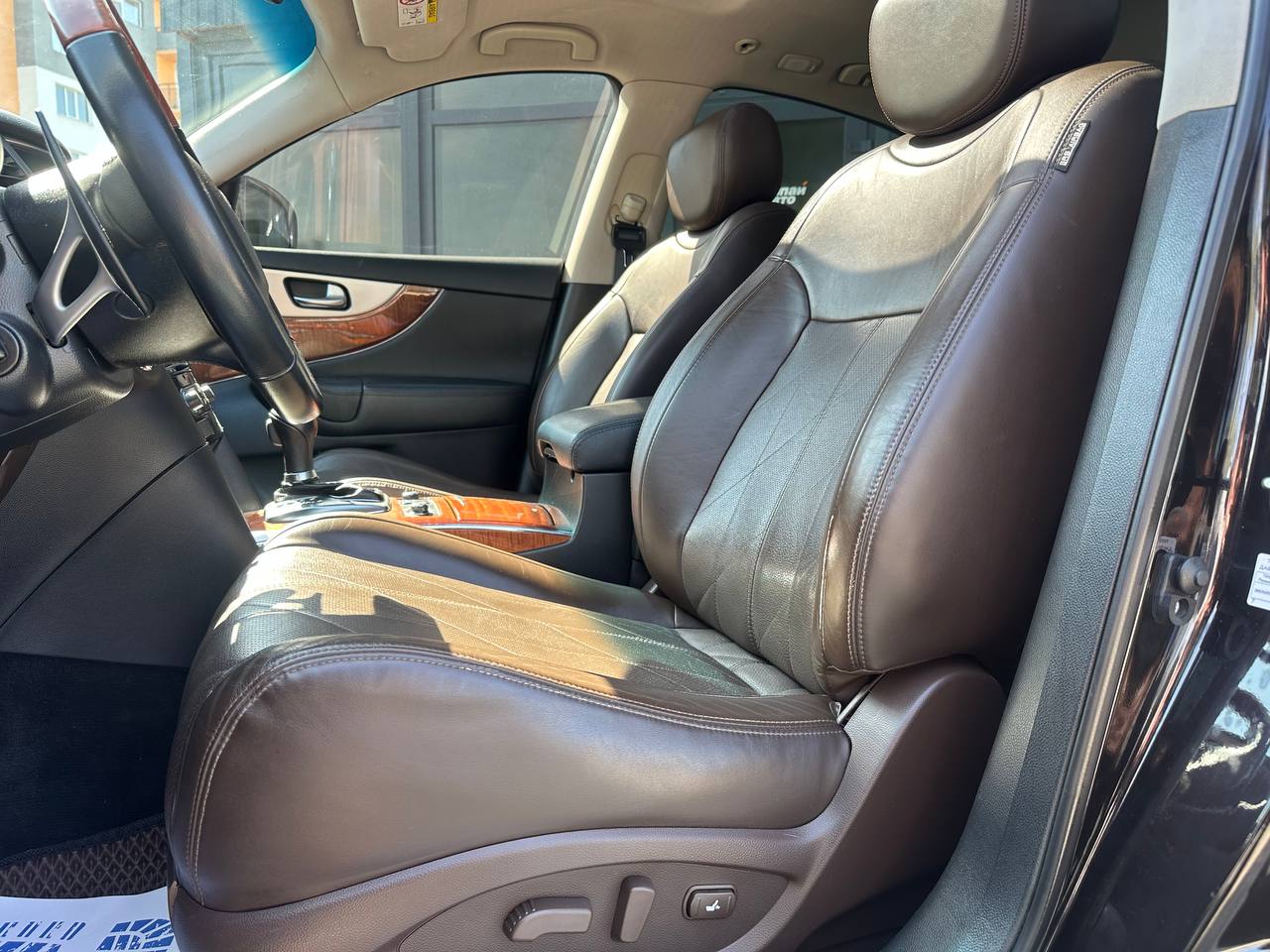 Infiniti-14