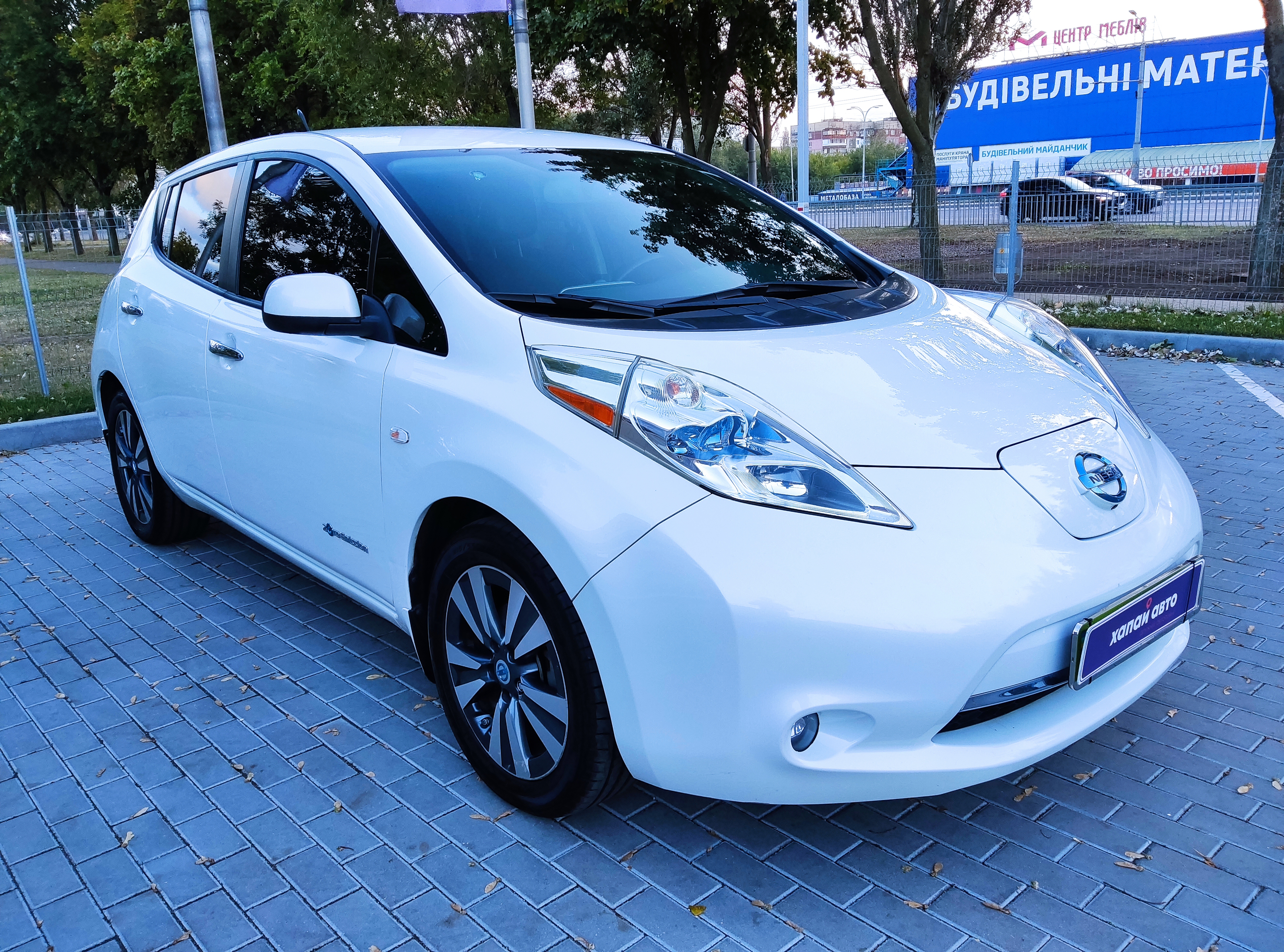 Nissan Leaf бу, Ниссан Лиф в лизинг - купить Ниссан Лиф в Украине |  ХАПАЙавто